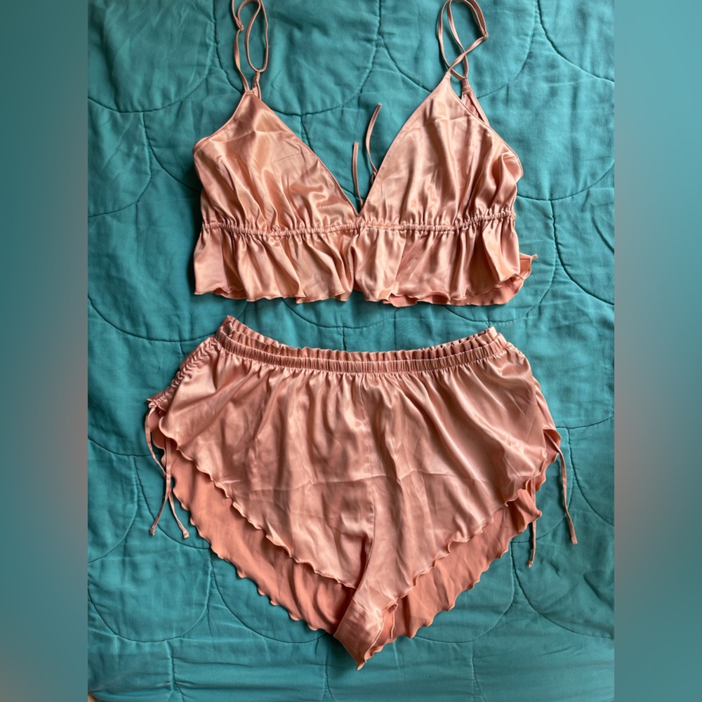 Parade Ruffled PJ Set